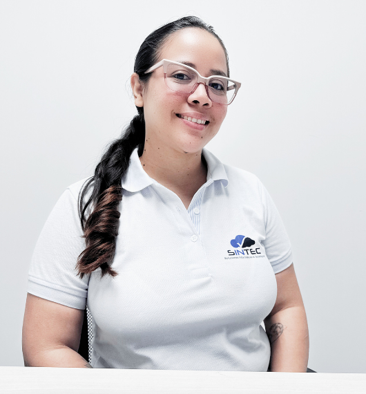 Natalia Cifuentes, equipo de SINTEC